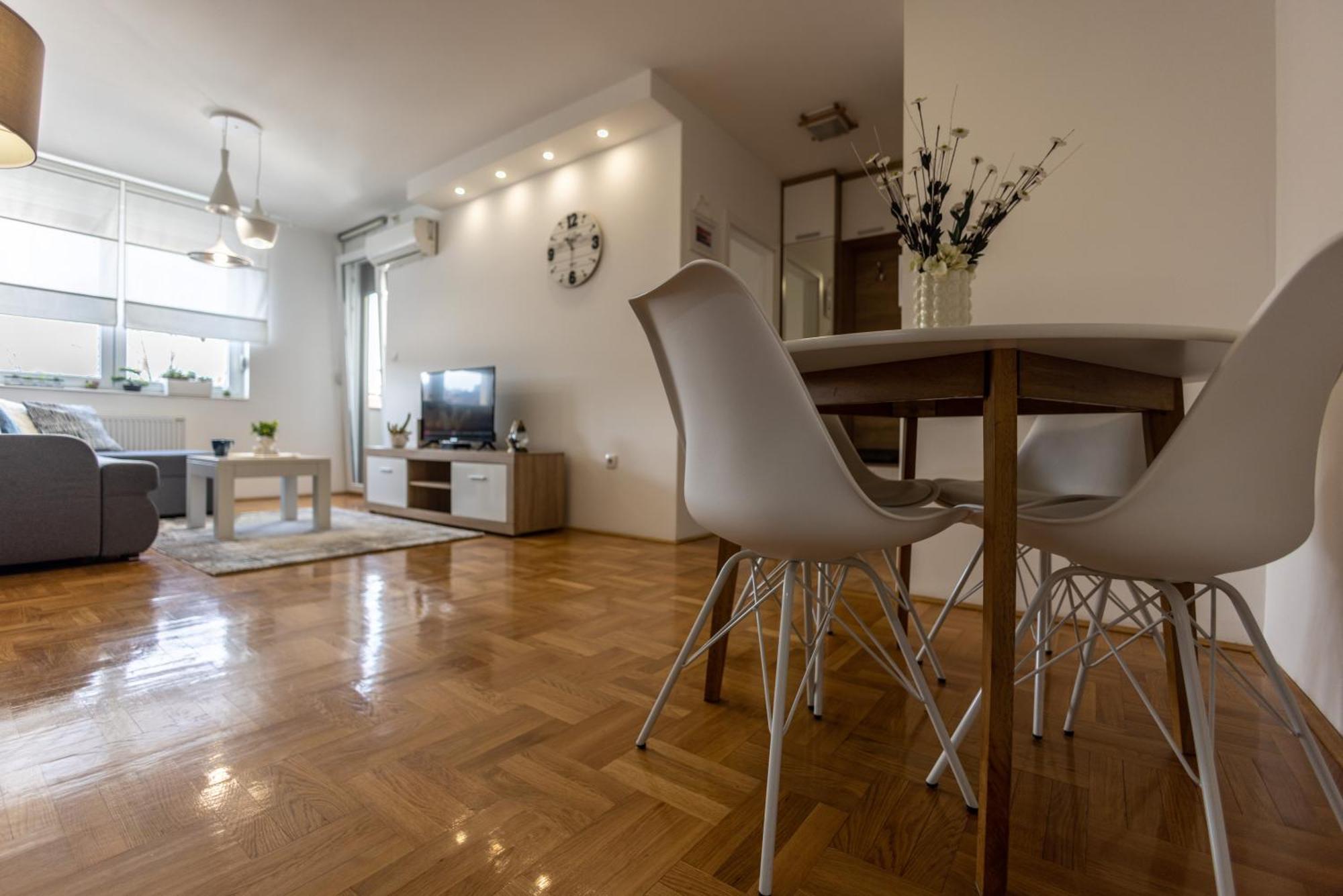 Apartmani Hemera Valjevo Exterior photo